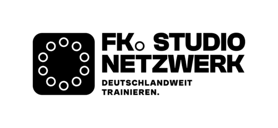 Symbol einer kreisförmigen Anordnung von Punkten auf schwarzem Hintergrund, die eine dynamische Bewegung andeutet.